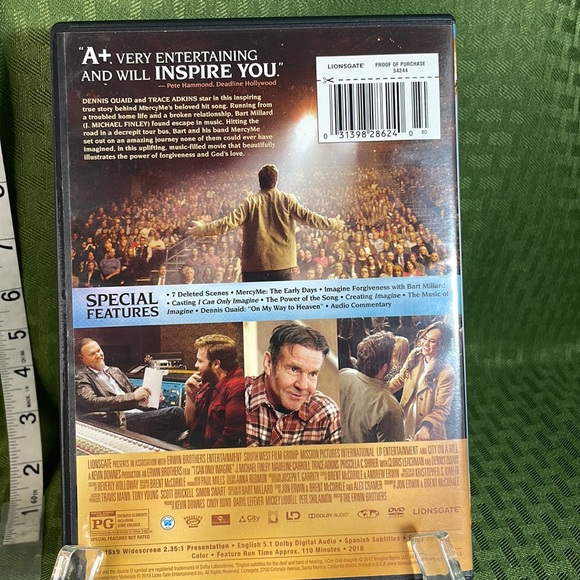 I Can Only Imagine Book copyright 2004 with music Cd & the Movie Dvd Widescreen - Picture 6 of 7